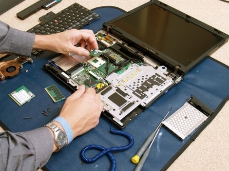 repairing laptop